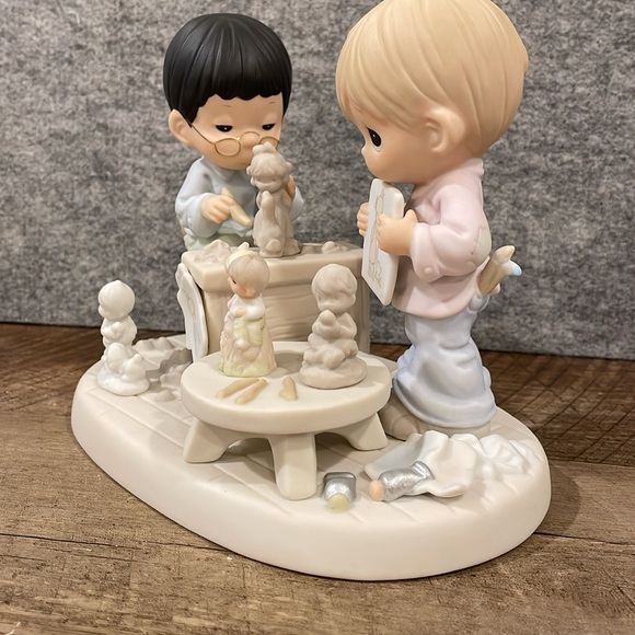 Precious Moments “How Can Two Work Together Except They Agree” - Picture 3 of 6